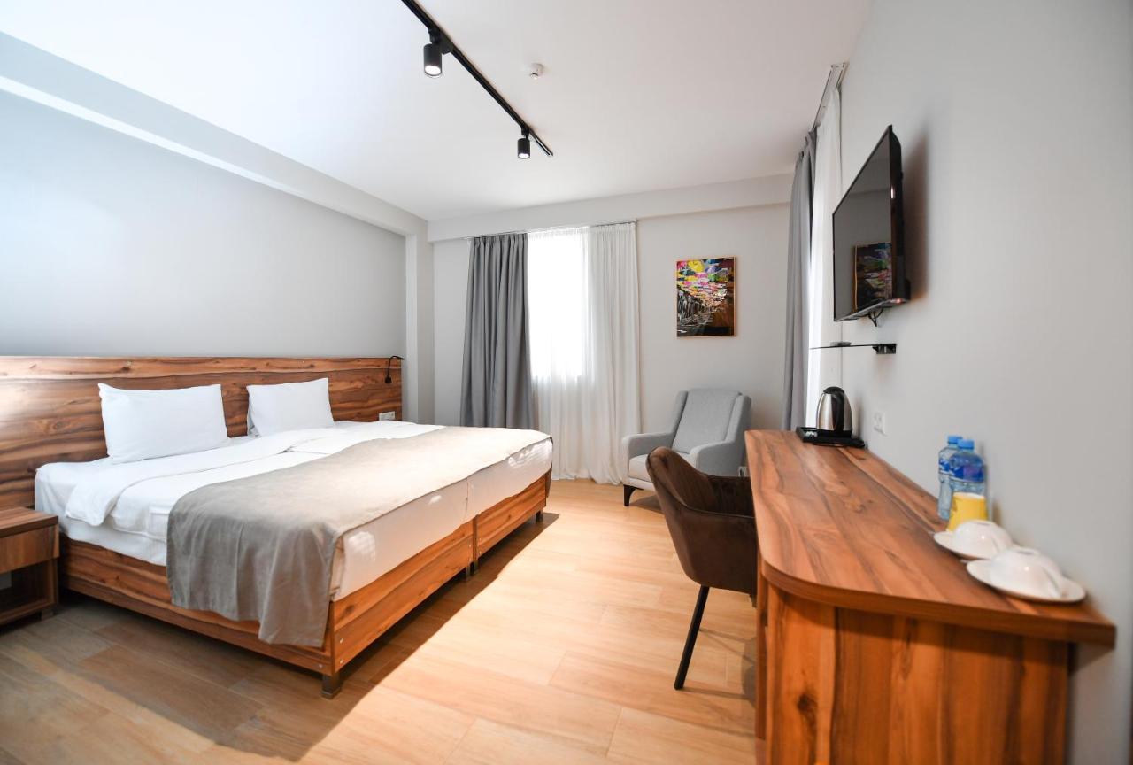 Address Boutique Hotel Tbilisi Exterior foto